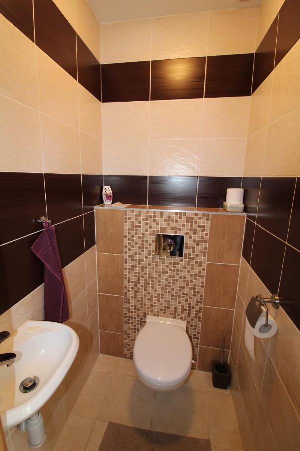 Apartman Baska Velky Slavkov Exterior photo